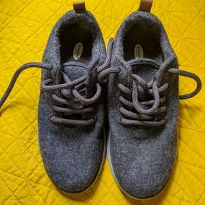 Women's Dr. Scholls Gray Tennis Shoes Size 6